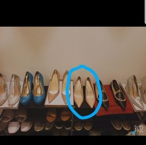 Size 39 Christian Louboutins So Kate in patent 👠